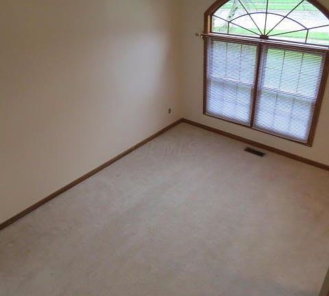 5th image of 220 Kingsmeadow Ln