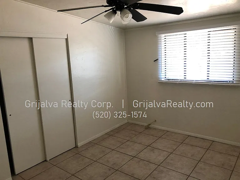 1415 E Lester St #1 & 2 — Photo 6
