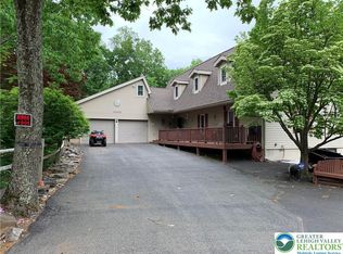 3205 Ely Ct, Bushkill, PA 18324