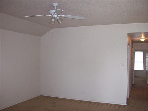 2nd image of 2204 Agate Dr
