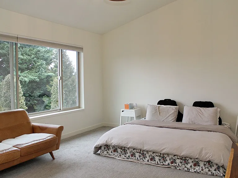 1126 SE Tenino St — Photo 17