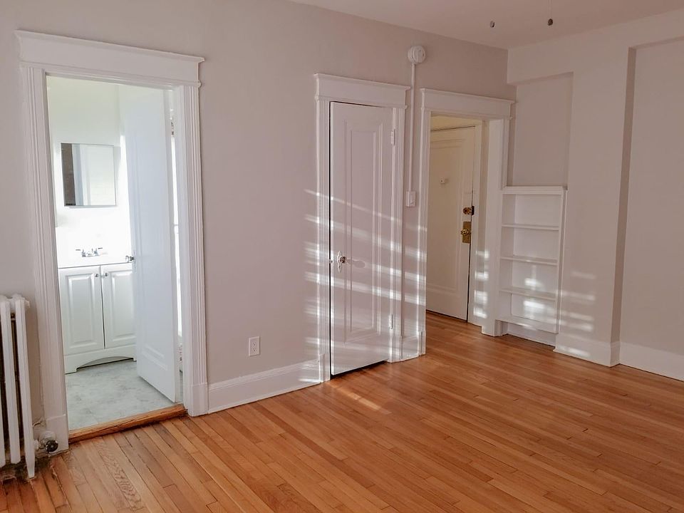 1BR, Apt #406 Living Room