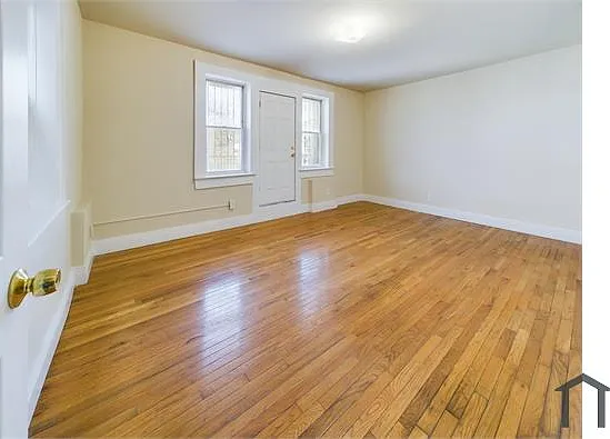 415 Dodd St #6 — Photo 1