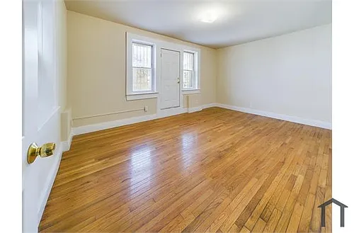 415 Dodd St #6 Photo 1