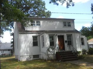 119 W Walnut St, Colonia, NJ 07067