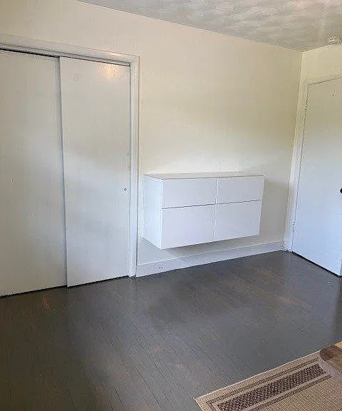 436 Degan Ave — Photo 13