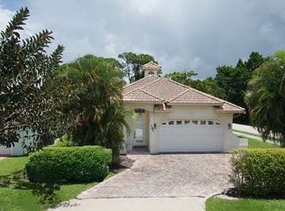 593 110th Ave N, Naples, FL 34108