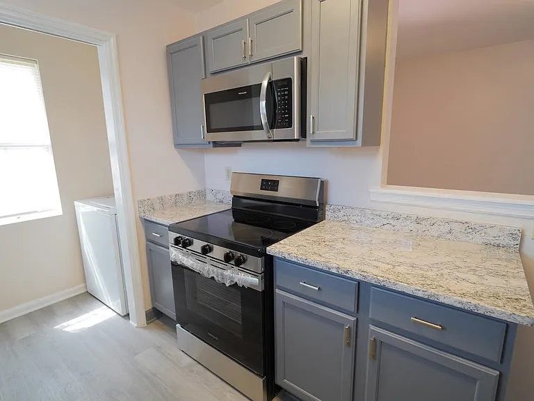 3178 N Ridge Rd #1 — Photo 12