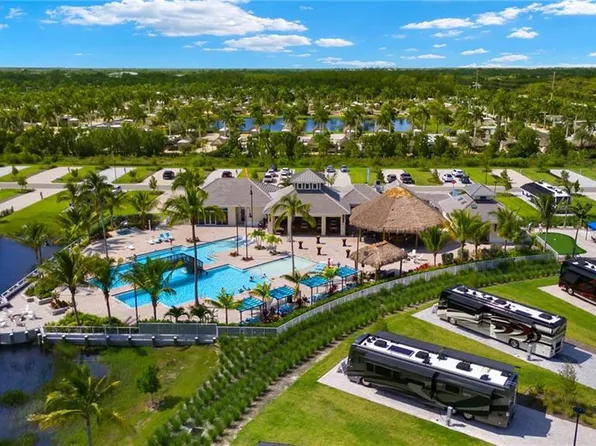 5618 Laguna Caribe CIR, FORT MYERS, FL 33905