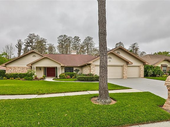 5th image of 3330 Westmoreland Dr