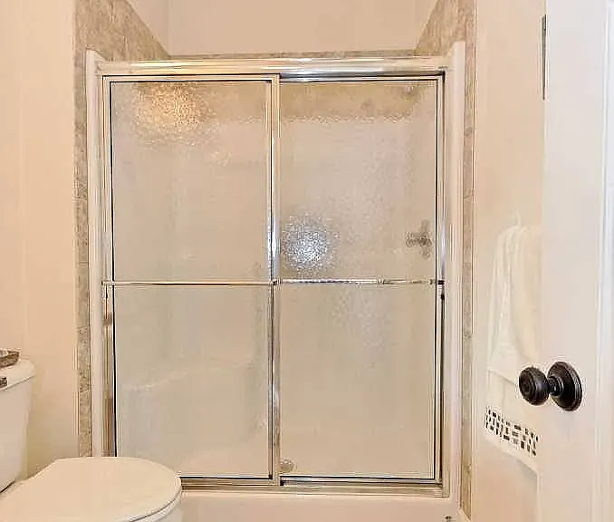 301 Green St #104 — Photo 11