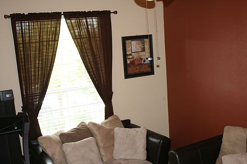 3rd image of 12142 Redbud Leaf