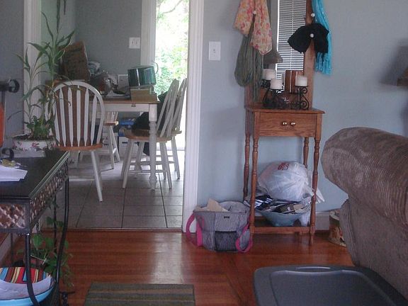 Family room look to dining area