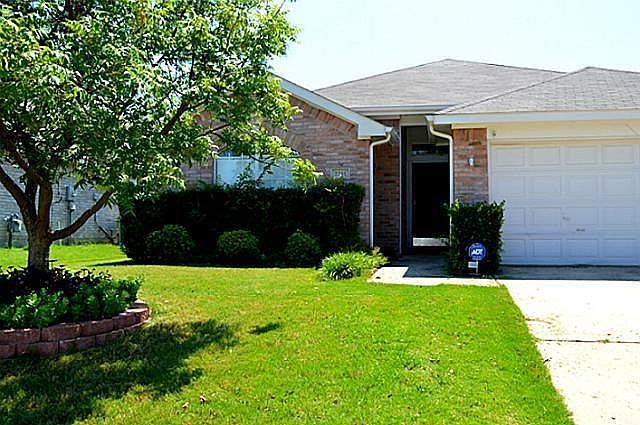 1st image of 2210 Wisteria Way