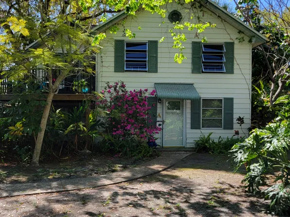 1674 21st Ave N #1, Saint Petersburg, FL 33713