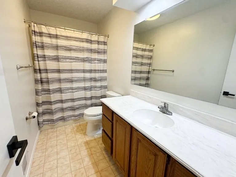 2 Shanbrook Dr — Photo 11