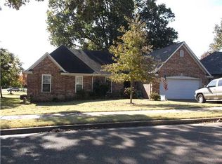 6103 Yorkhill Dr, Memphis, TN 38135
