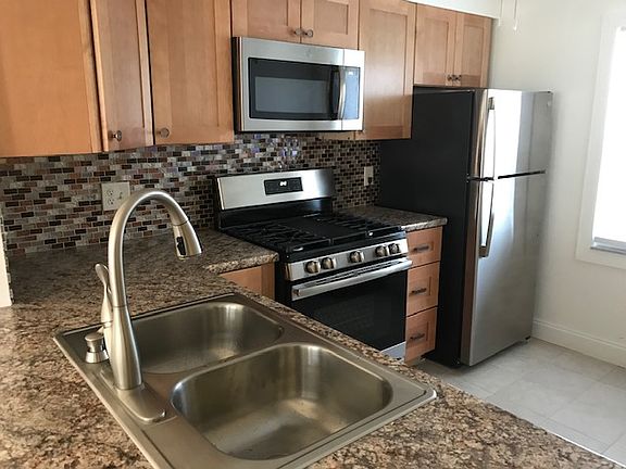 5th image of 1399 Mission Cir