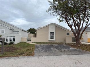 7331 SW 149th Ct, Miami, FL 33193