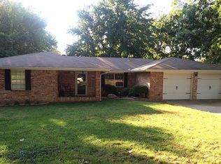 1615 Manor Dr, Bartlesville, OK 74006