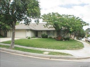 10900 Cozycroft Ave, Chatsworth, CA 91311