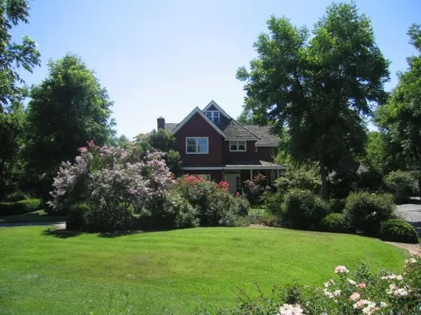 4857 E Richmond Ave, Clovis, CA 93619