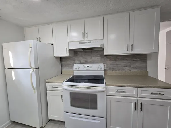 1746 Cromwell Dr APT 1, Akron, OH 44313