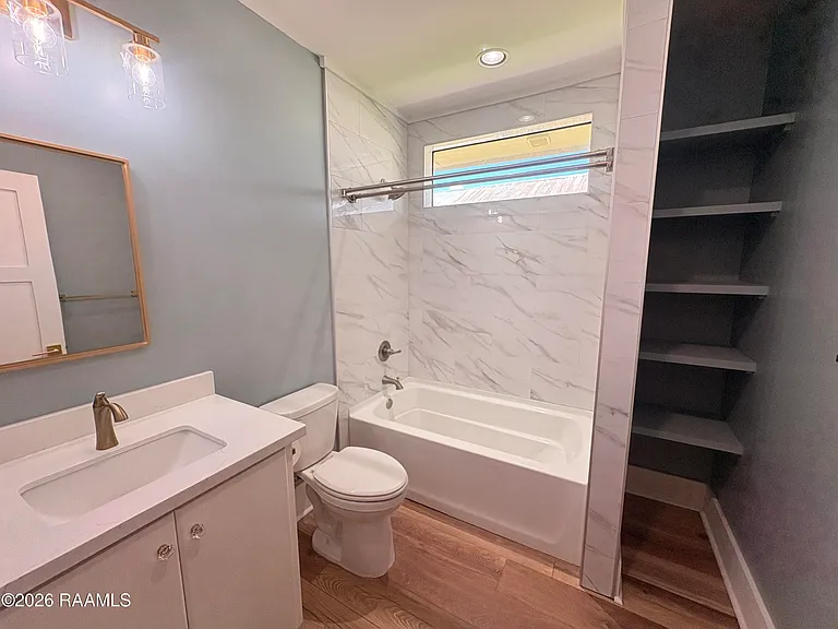 612 E Vermilion St #A — Photo 14