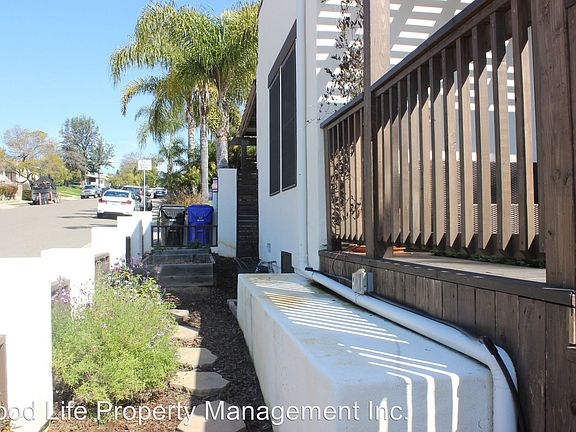 3rd image of 1301 33rd St
