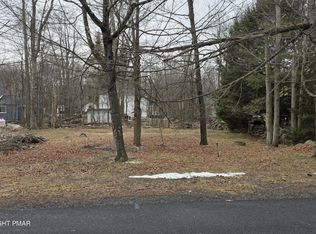 1363 Winding Way, Tobyhanna, PA 18466