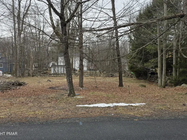 1363 Winding Way, Tobyhanna, PA 18466