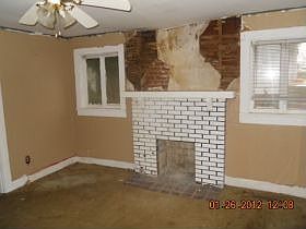 2nd image of 207 E 21st St