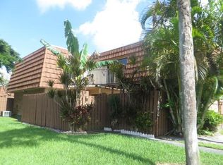 11872 SW 13th Ct, Davie, FL 33325