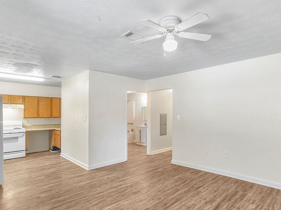 Cypress Meadows Apartments 373 S Canal St Canton MS Zillow