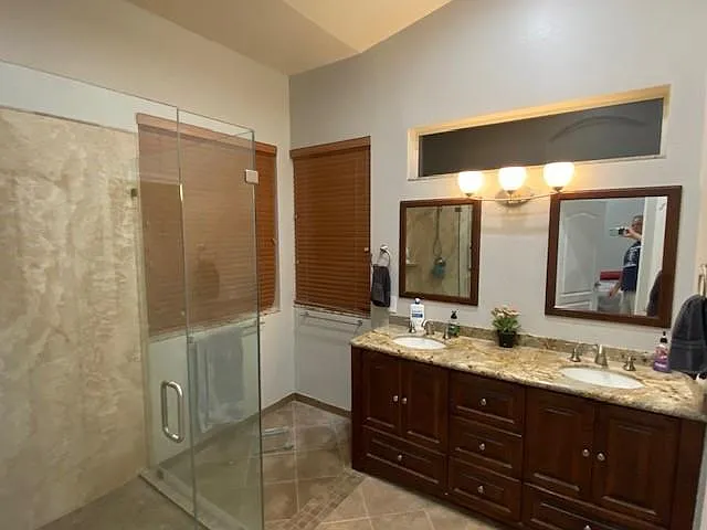 3347 N Boulder Cyn — Photo 15