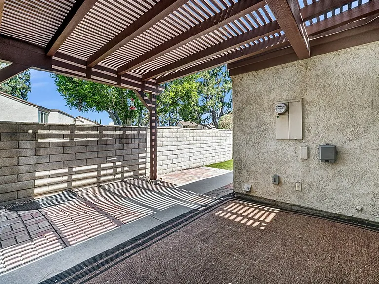 5598 E Vista Del Rio — Photo 24