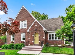 946 Grandview Rd, York, PA 17403