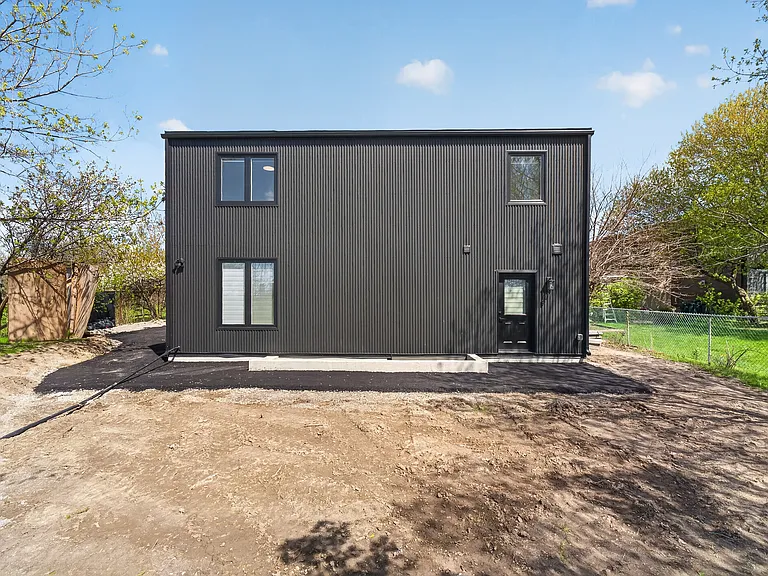 1 Dunsmore Gdns — Photo 72