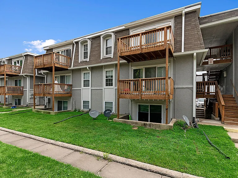 Harrison Point Apartments — Photo 14