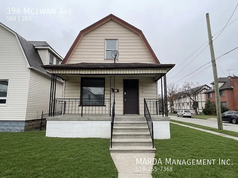 396 McEwan Ave — Photo 1