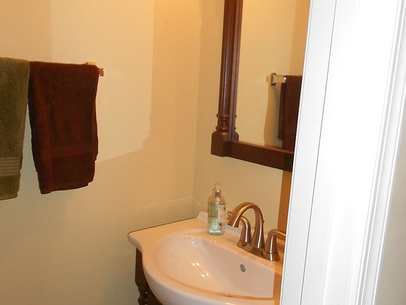 1/2 bath