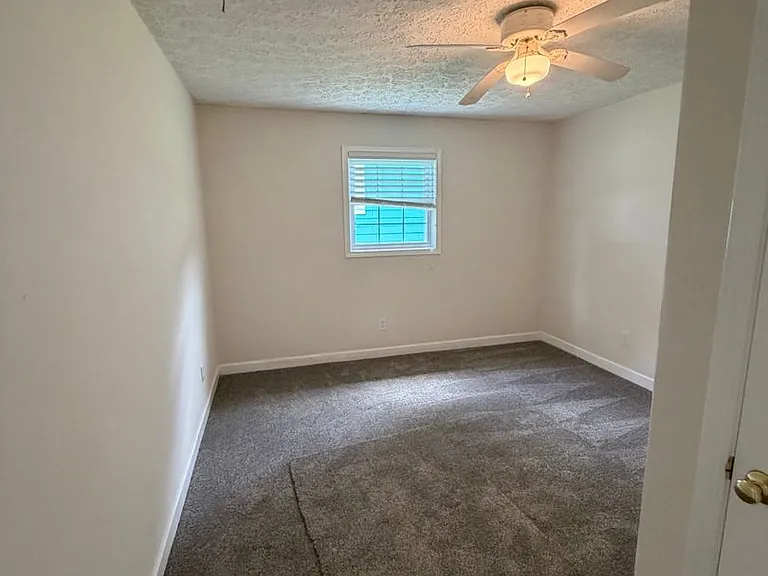 79 Ridgecrest Dr — Photo 24