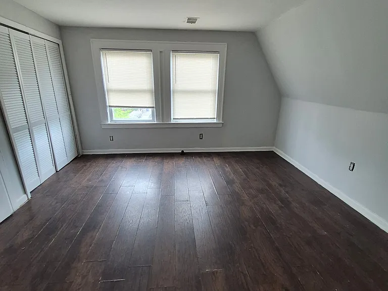 51 Lincoln Pl — Photo 3