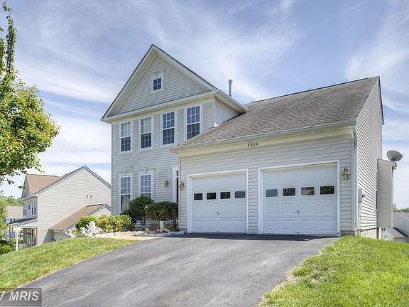 2nd image of 6904 Versaille Dr