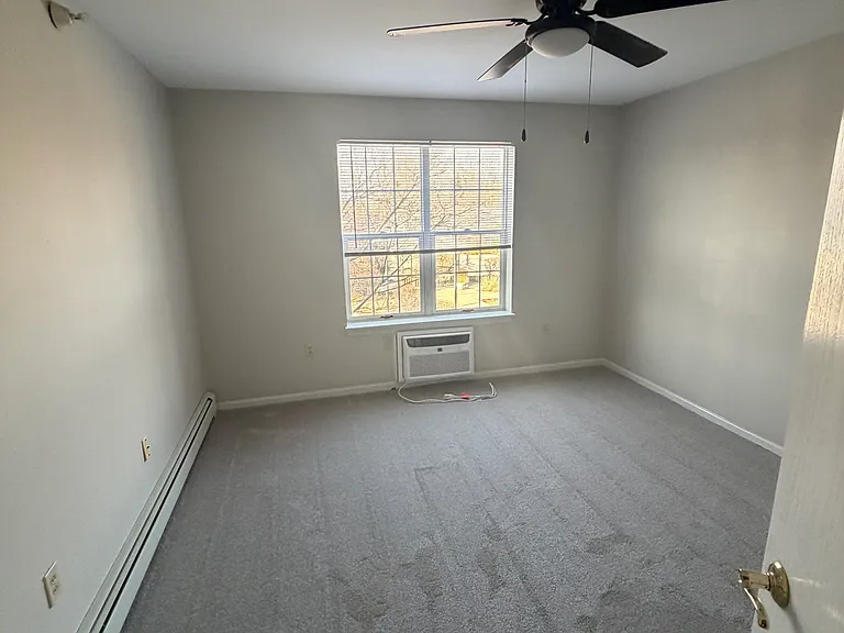 7307 N Port Washington Rd #208 — Photo 7