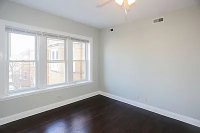 4816 N Paulina St #1 — Photo 4