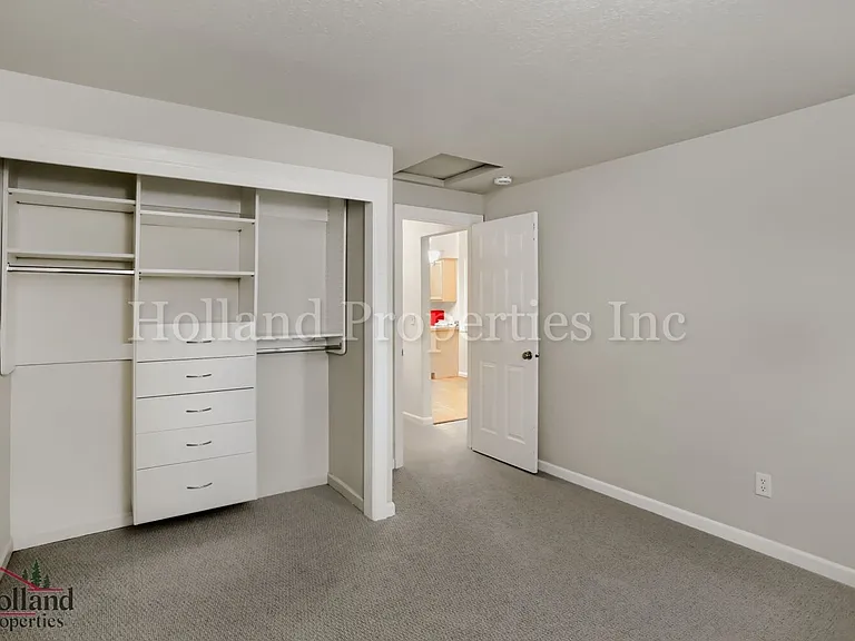 2680 SW 87th Ave #5 — Photo 12