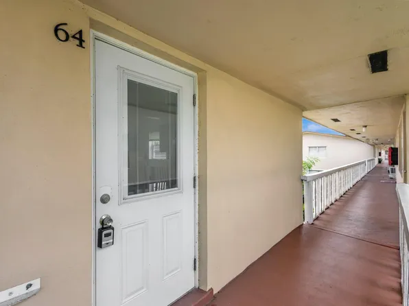 64 COVENTRY C, West Palm Beach, FL 33417
