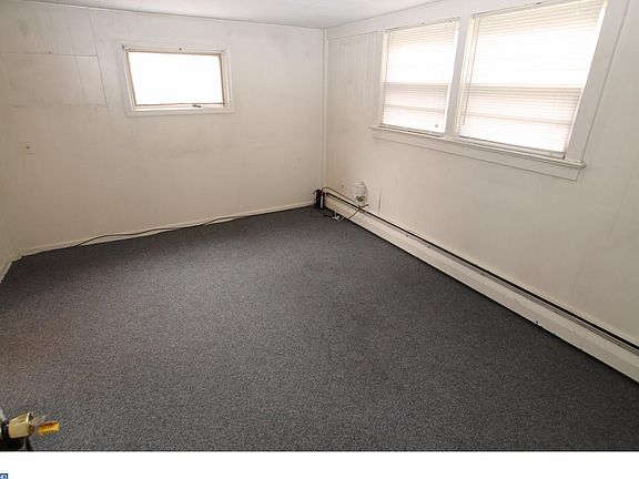 2nd image of 301 Edgeboro Dr APT 4