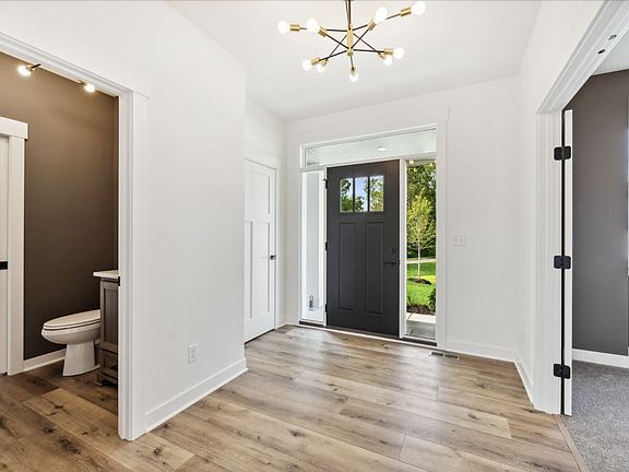 5th image of 5324 Spring Ln